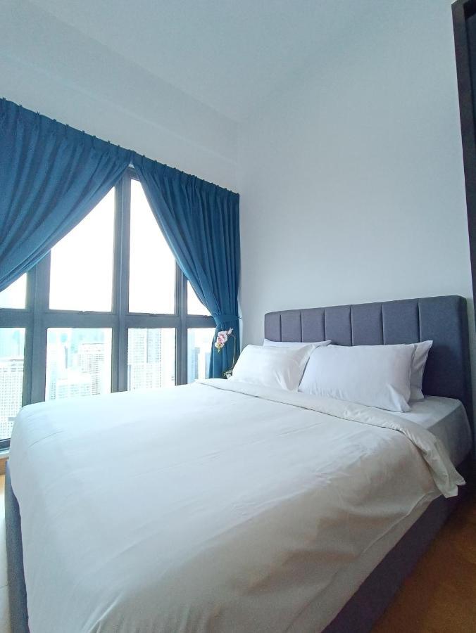 Lx 39A Balcony Klcc View 1 Bedroom Infinity Pool Kuala Lumpur Exterior photo