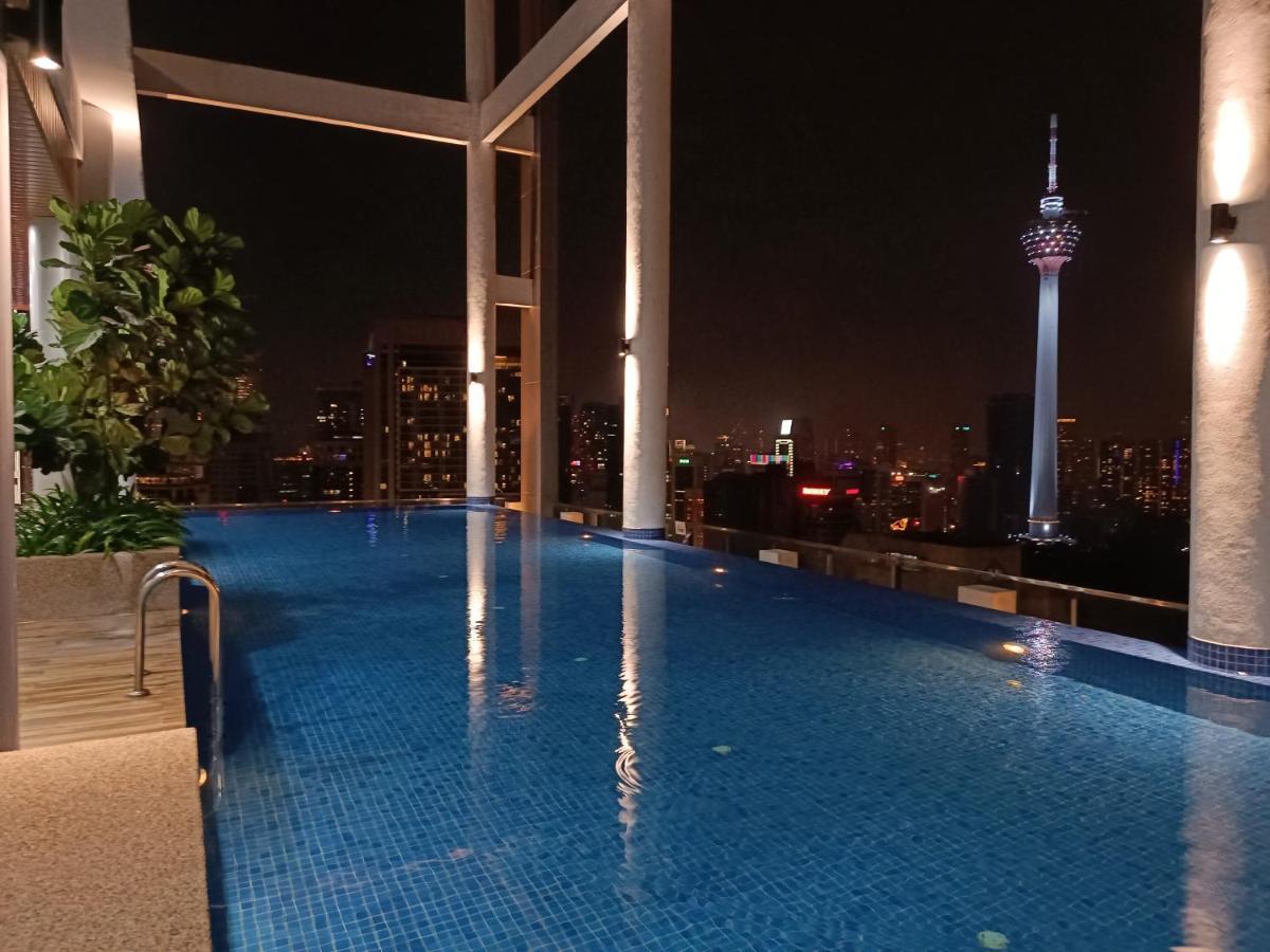 Lx 39A Balcony Klcc View 1 Bedroom Infinity Pool Kuala Lumpur Exterior photo